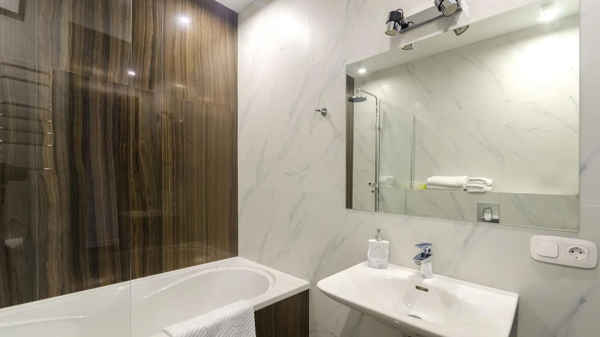 Petrovdom Apartments 09-102 In Rc New York Concept House, 74 Antonovycha Street Kyiv